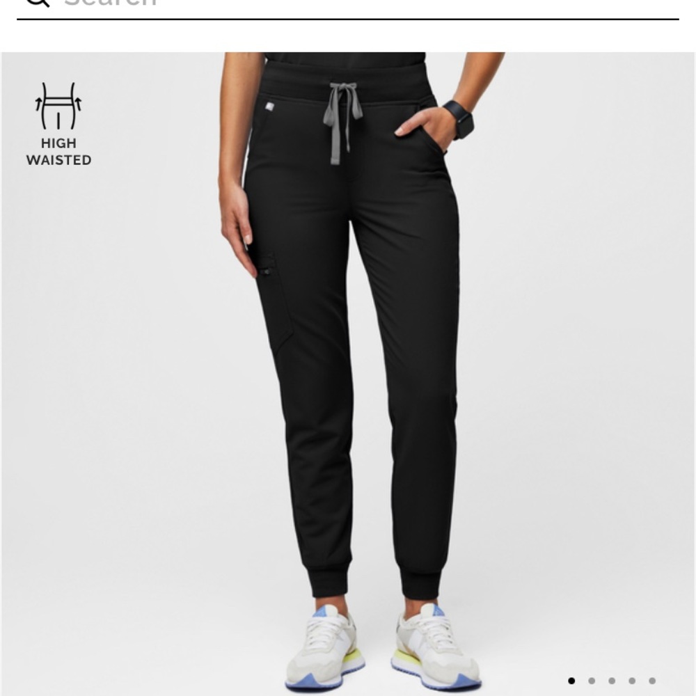 Figs scrubs